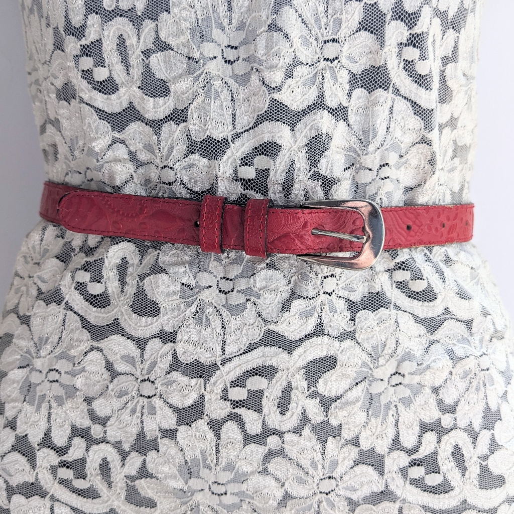Vintage Seashell Belt - Red Embossed Leather